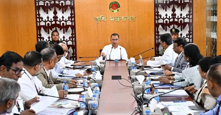 দেশে উৎপাদন বাড়িয়ে কৃষিপণ্যের আমদানি নির্ভরতা কমানোর নির্দেশ প্রধানমন্ত্রীর